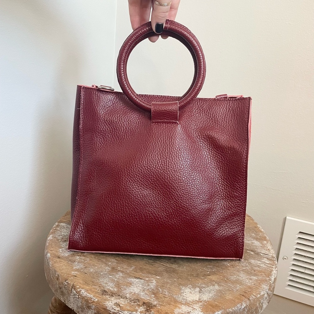 Elegant Burgundy Leather Handbag